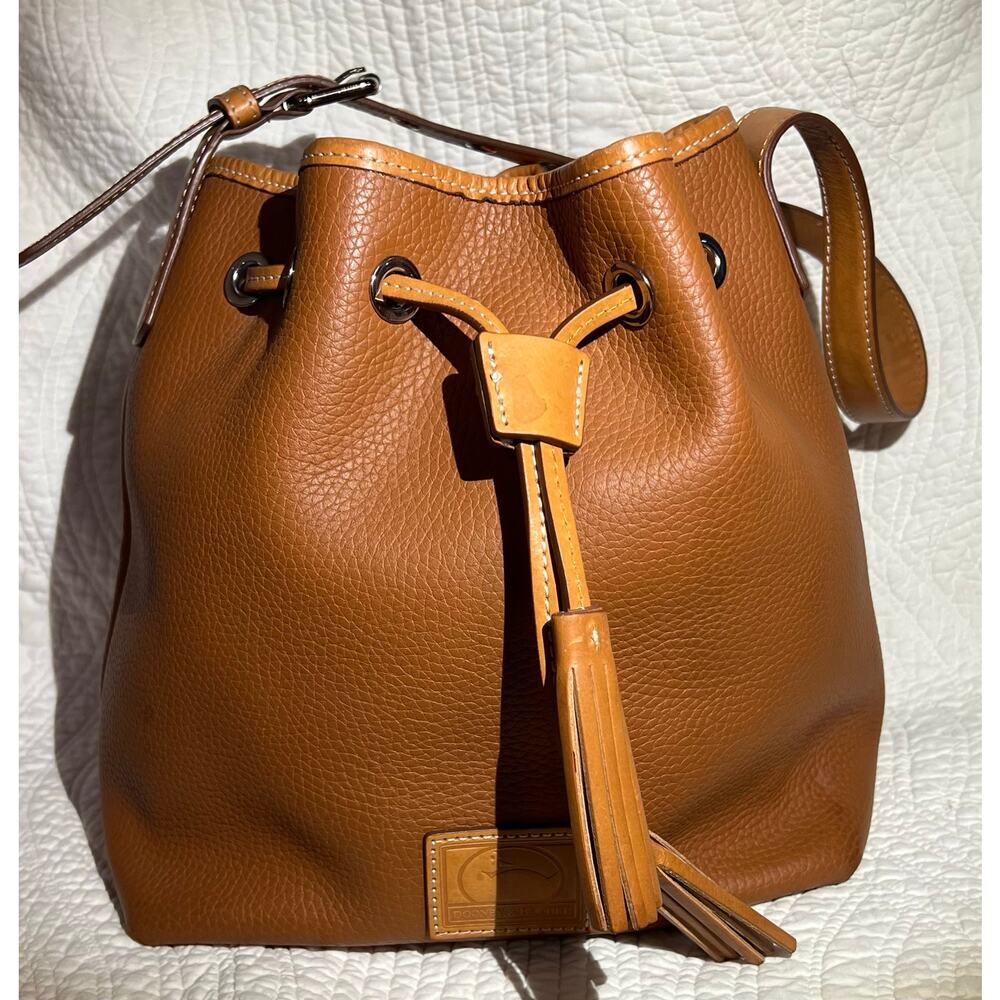 Dooney Bourke Patterson
Aimee Large Leather Drawstring Bag - Picture 2 of 16